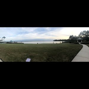 Meet your Posher, Nuvia